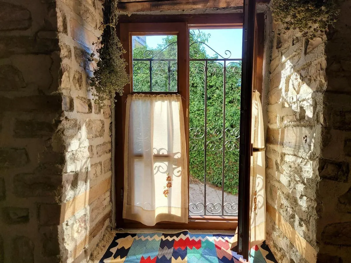 Melodia - Harmony Heaven Daire Gjirokastër