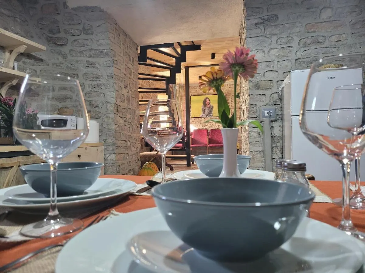 Melodia - Harmony Heaven Daire Gjirokastër 0*,  Arnavutluk